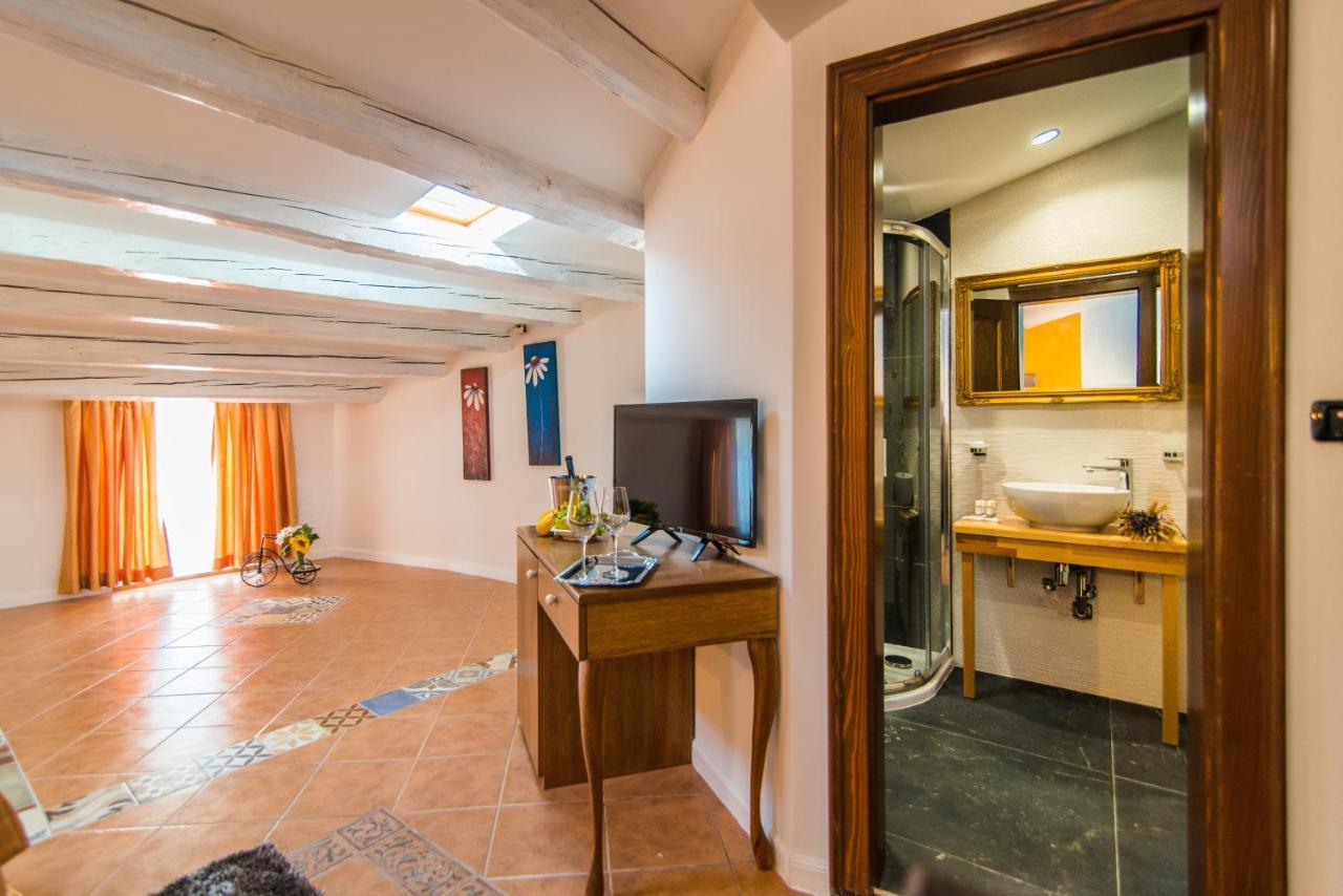 Bella Natka Bed&Breakfast Rovinj Bagian luar foto