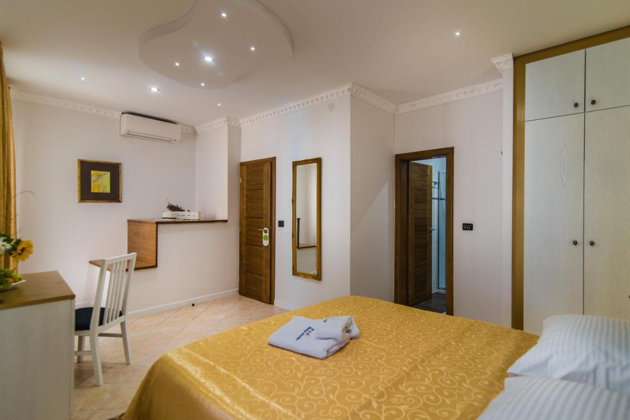 Bella Natka Bed&Breakfast Rovinj Bagian luar foto