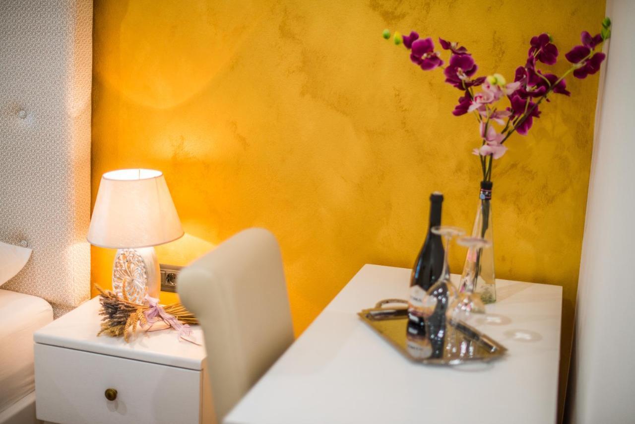 Bella Natka Bed&Breakfast Rovinj Bagian luar foto